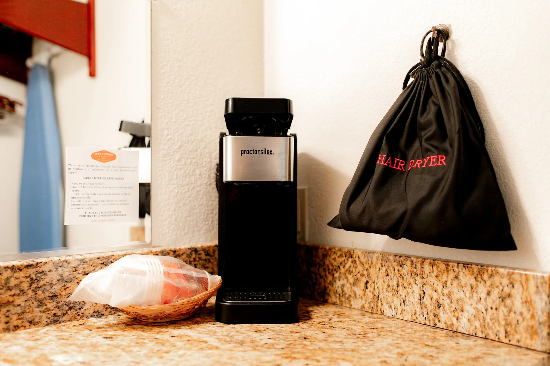 In-room coffee machine and amenity bag